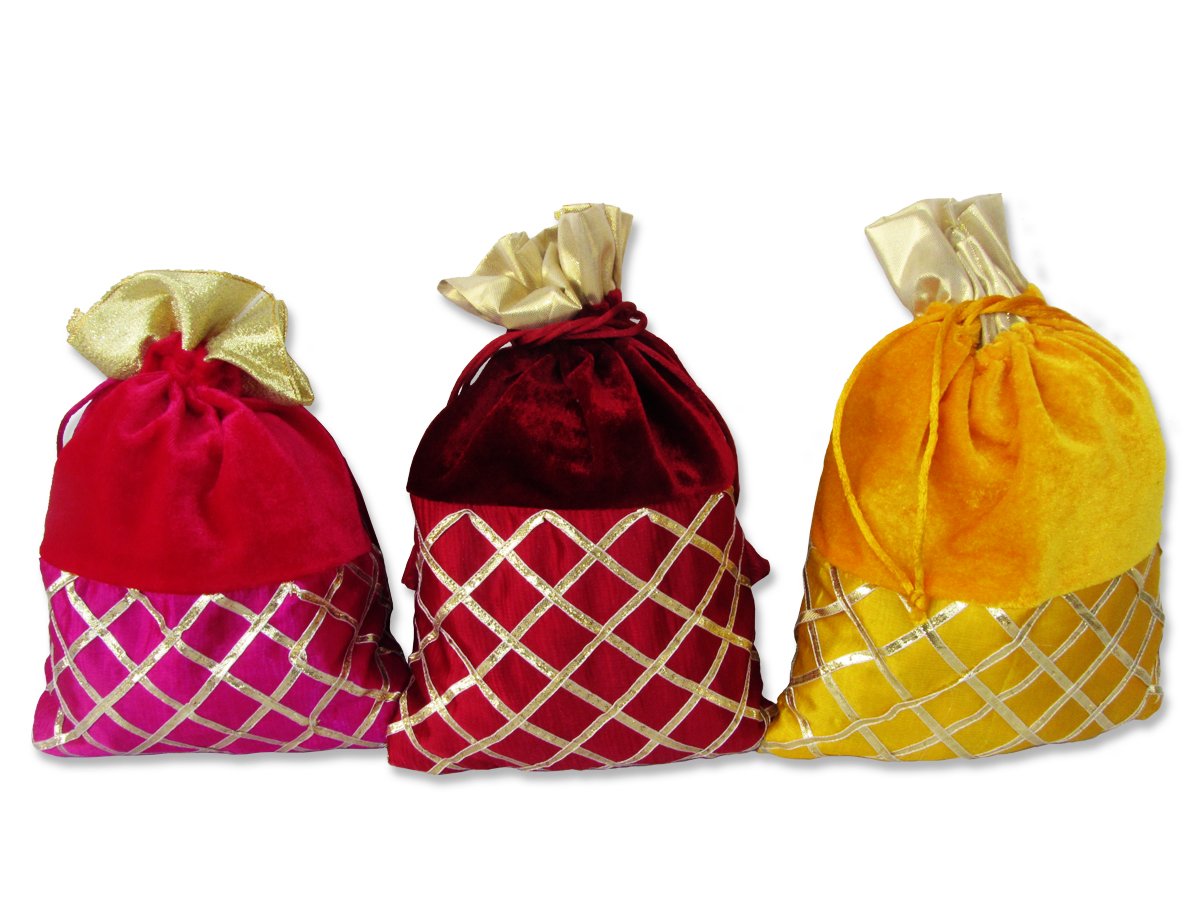 weddingpitara shagun gift velvet lace potli bags (pack of 10)