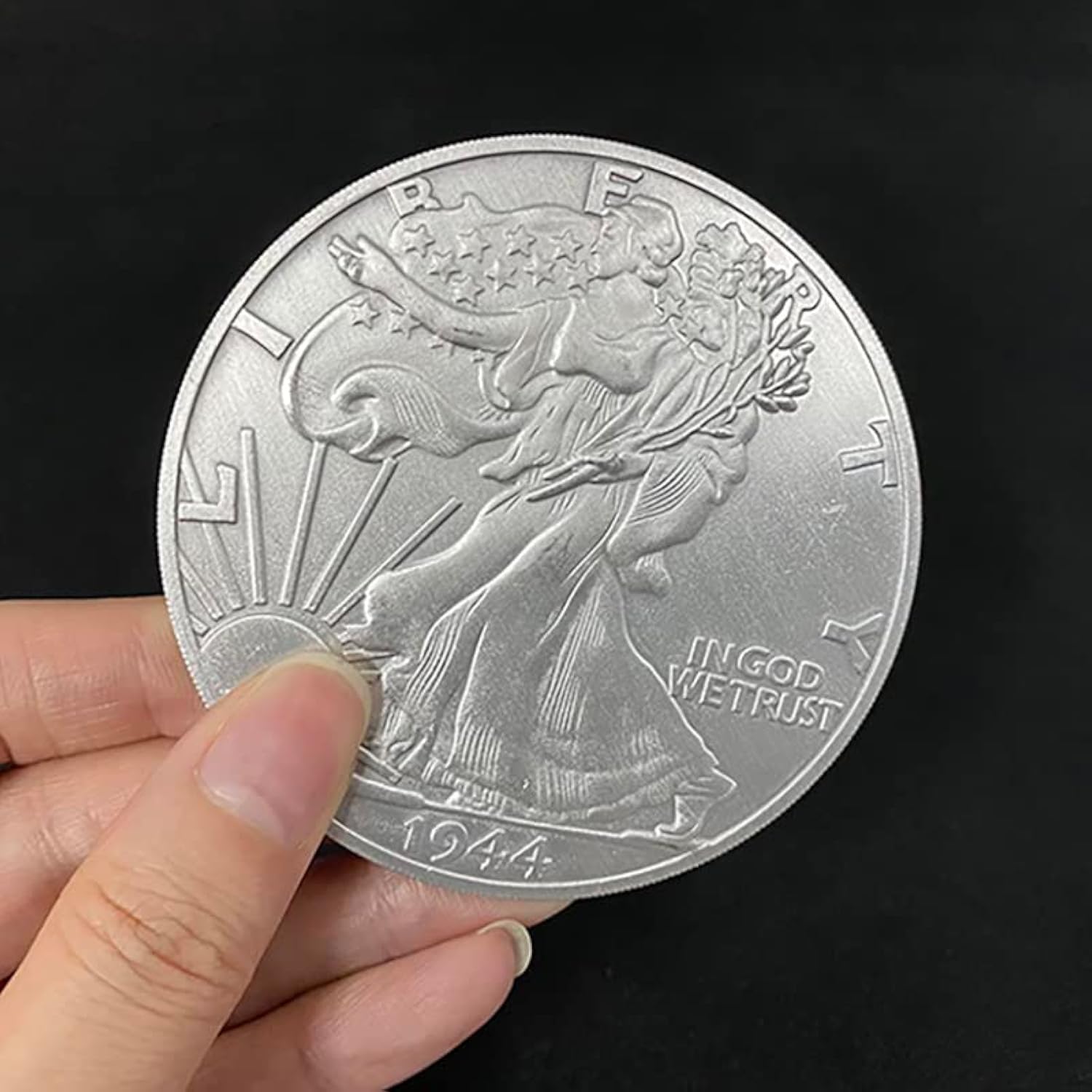 MOMOMAGE Jumbo Walking Liberty Half Dollar (7.3cm) Magic Tricks Coin Appearing Magic for Magicians Close up Street Illusions Props Accessories