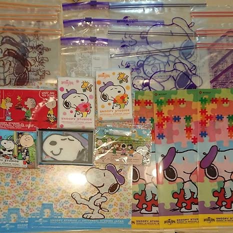 Amazon Co Jp スヌーピー ティッシュ ジップロック シミトリ クリアファイル フリーザーパック ホビー