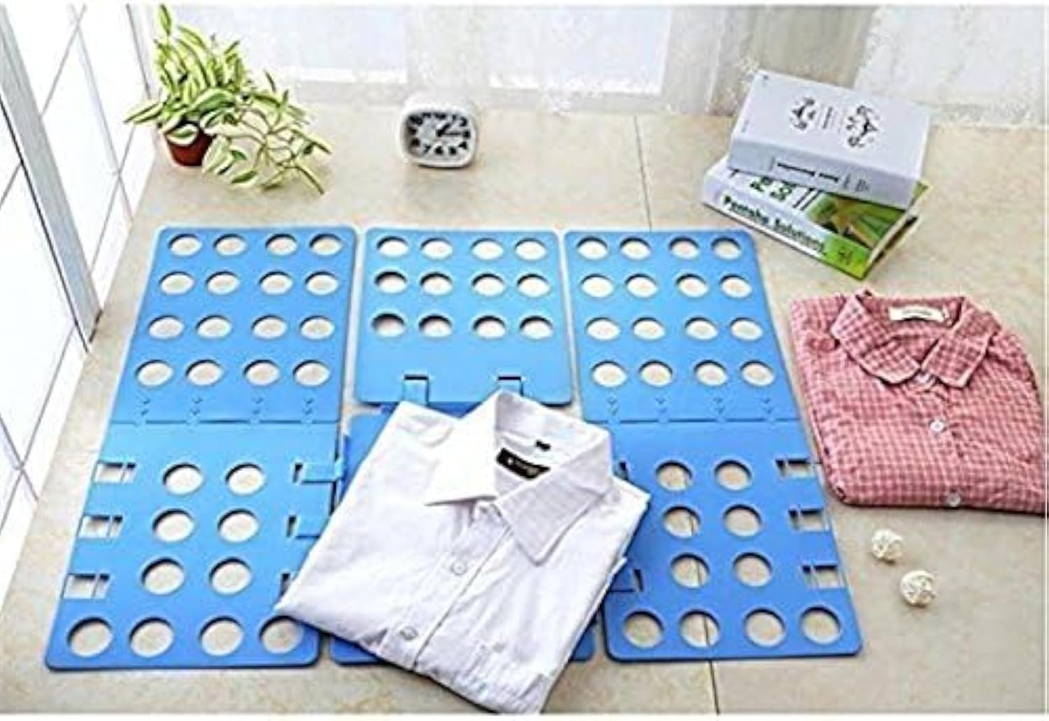 Gearmax Adjustable Clothes Folding Board - Shirt Dress Pants Towels Folder - Garments Organiser - Flip & Fold board (Blue)