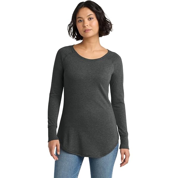 Amazon.com: Zenana Outfitters Women's Basic V-Neck Long Sleeve Tee