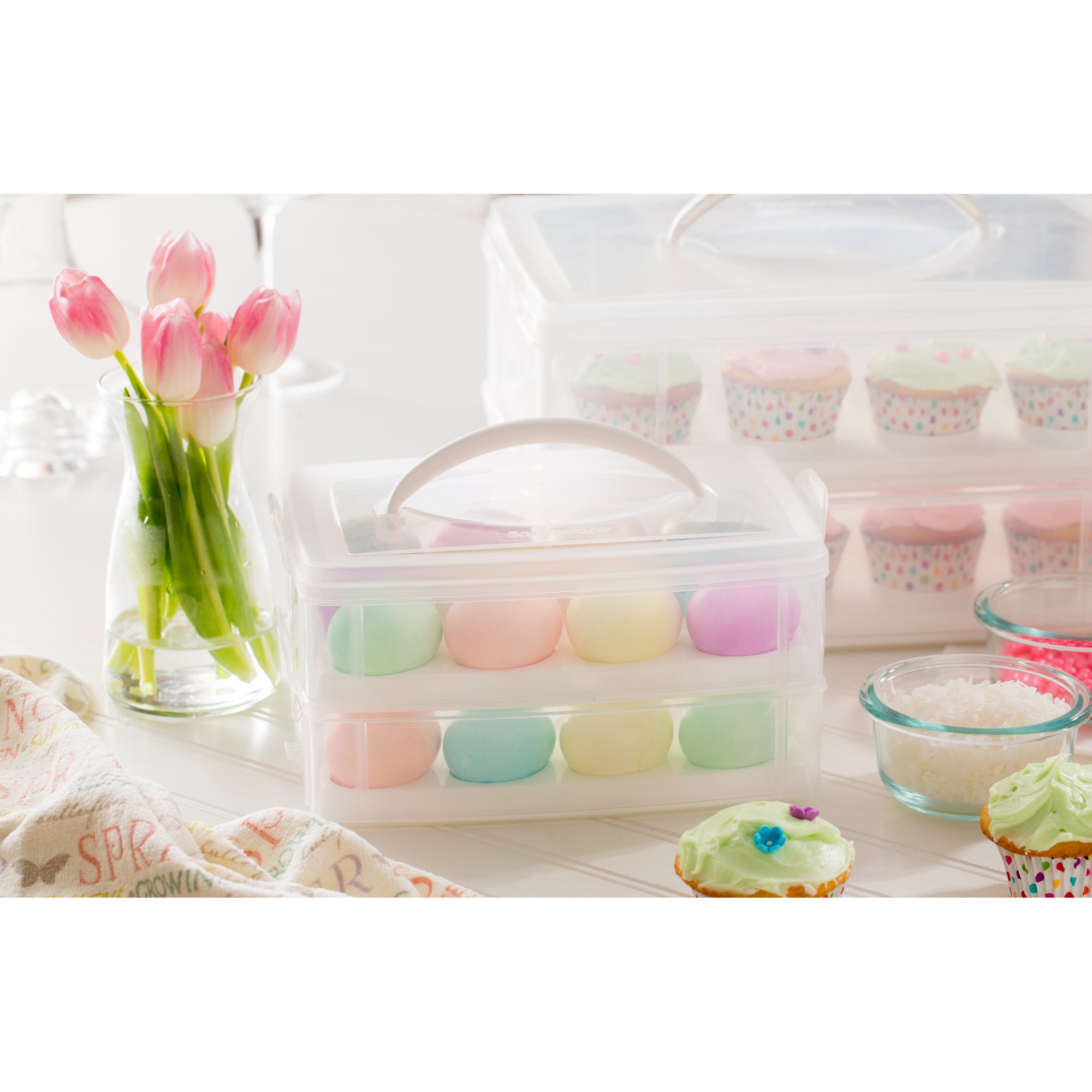 Snapware Snap 'N Stack Portable Storage Carrier with Lid for Eggs, BPA
