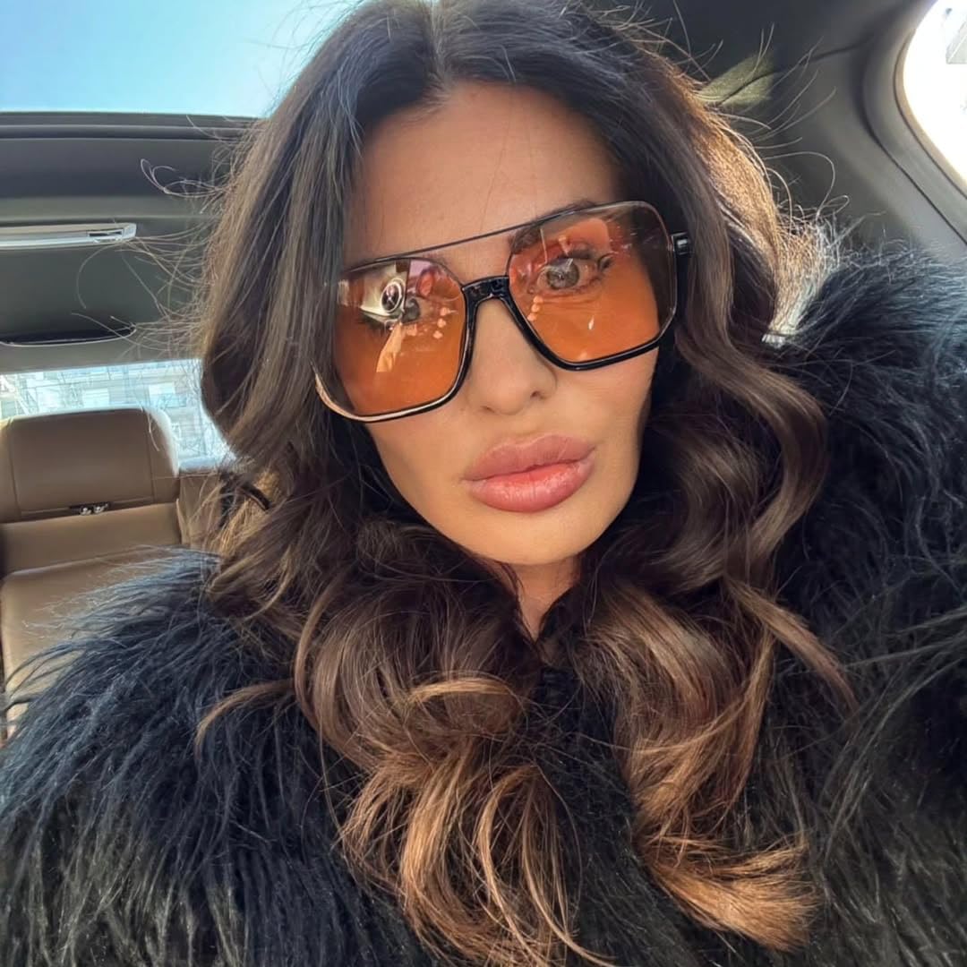 GUVIVI Retro Oversized Aviator Sunglasses for Women Men Square Double Bridge Pilot Sun Glasses 70s Trendy Shades