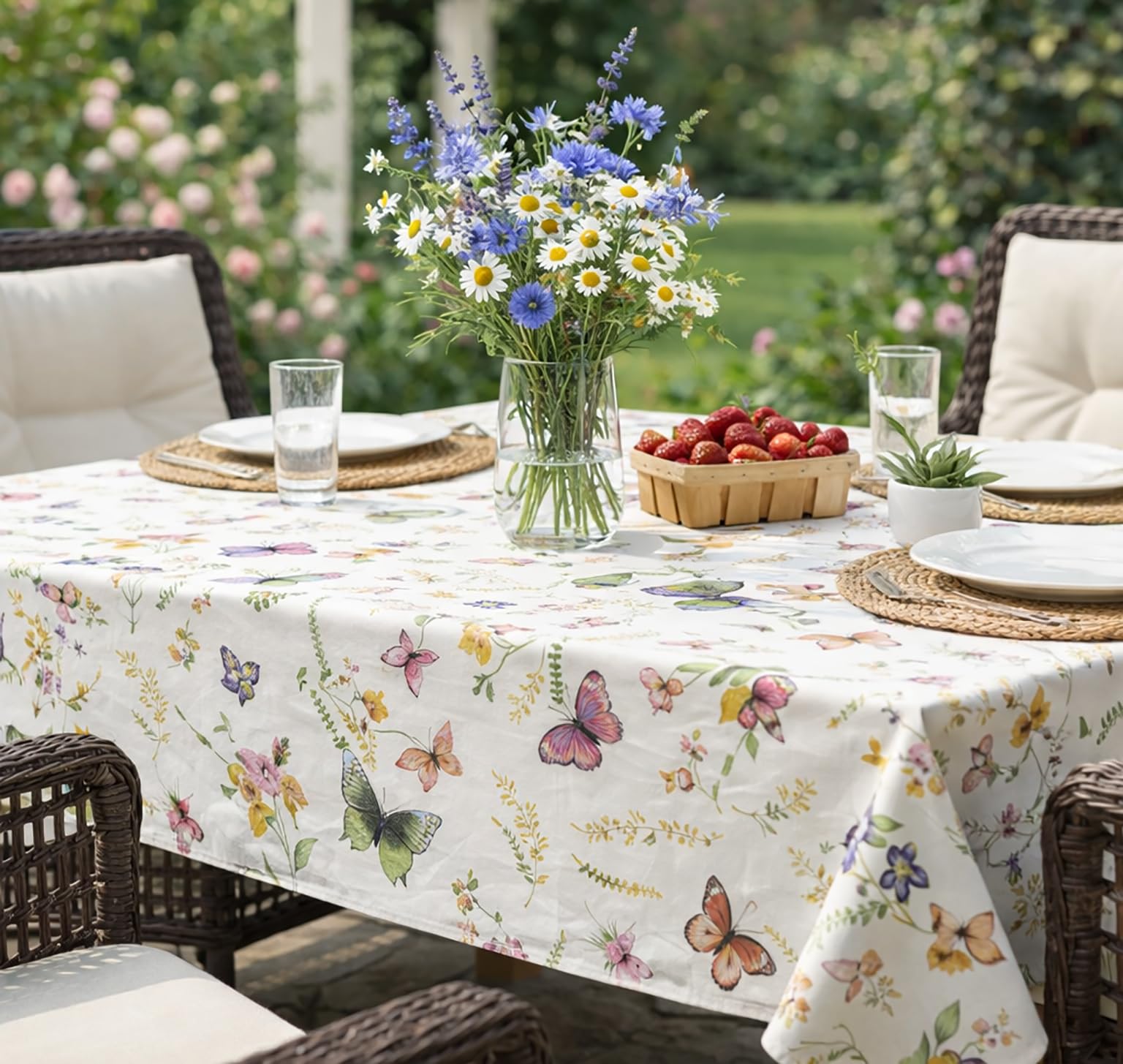 Kamaca Series Butterflies in a Flower Meadow in Cream with Delicate Pastel Shades A Gem in any Room, Polyester, Cream - Multi-coloured, Tischdecke eckig 130x170 cm