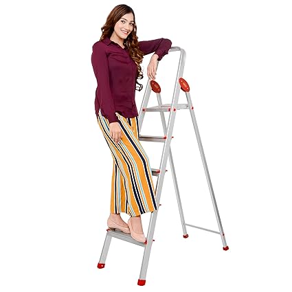 Magna Homewares 5 Step Highly Safe, High Strength Aluminium Ladder.