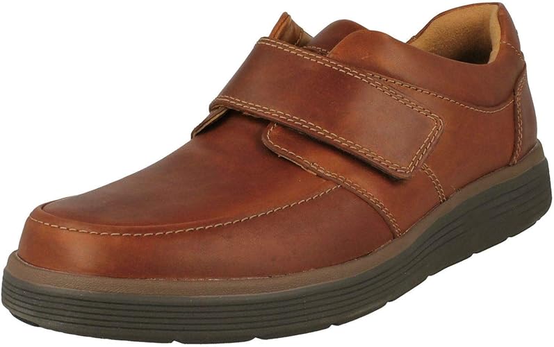 wide fit clarks