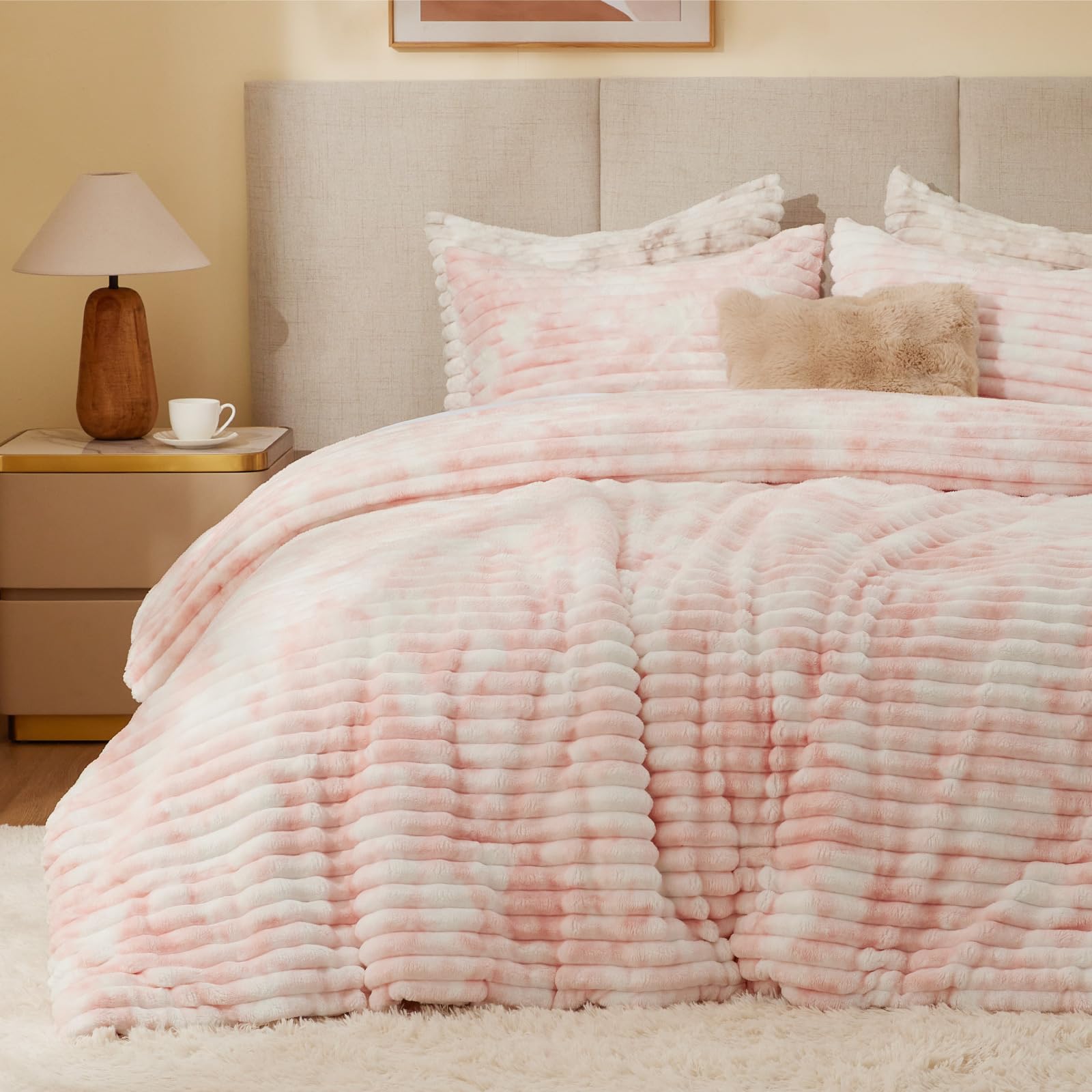 BEDELITE Fleece King Comforter Set -Super Soft & Warm Fluffy Pink&White Bedding, Luxury Fuzzy Heavy Bed Set for Winter with 2 Pillow Cases Image