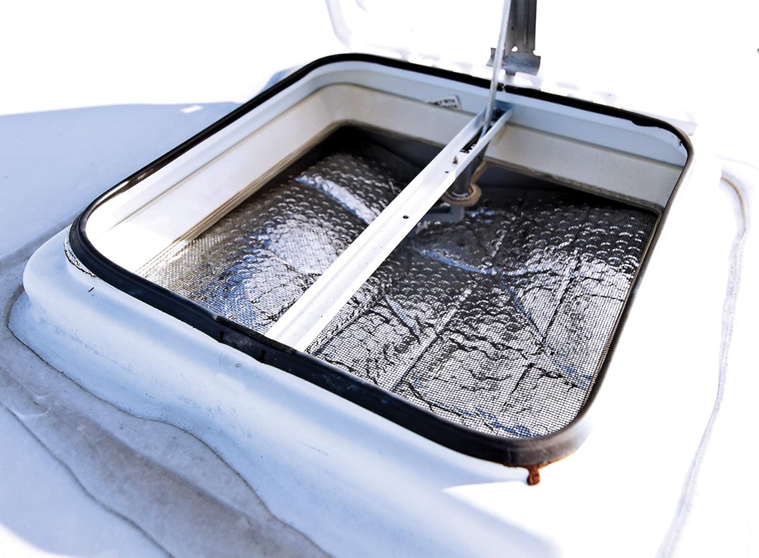 Camco RV Vent Insulator And Skylight Cover With Reflective Surface, Fits Standard 14" RV Vents (45192): Automotive