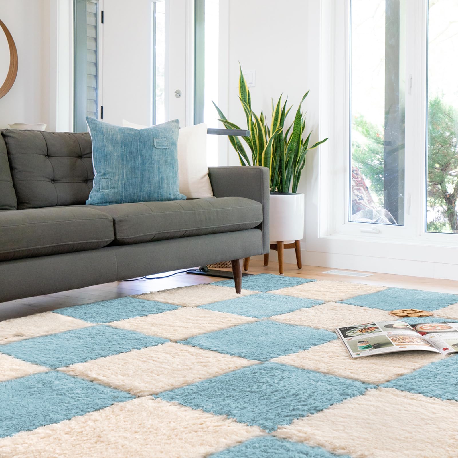 Quolliter 10pcs Carpet Squares Puzzle Floor Mat,30x30cm Plush interlocking Carpet tiles Anti Slip EVA Foam Puzzle rug for kids,Build A Safe Area for Bedroom,floor,Nursery, Playroom(Beige & blue) — image 1