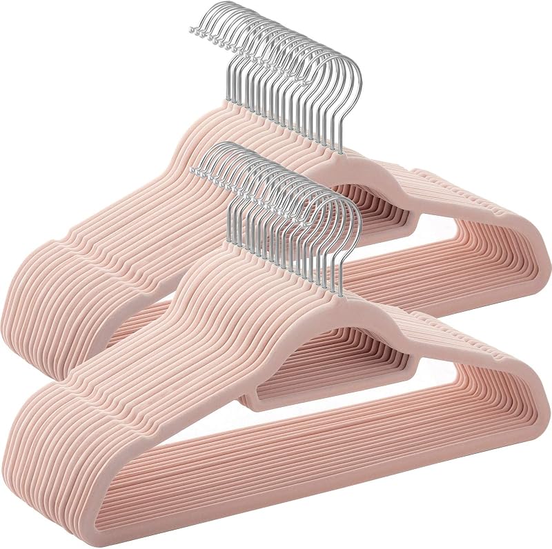 SONGMICS Velvet Hangers 50 Pack Non-Slip 0.6 cm Thick 360° Swivel Hooks Pink