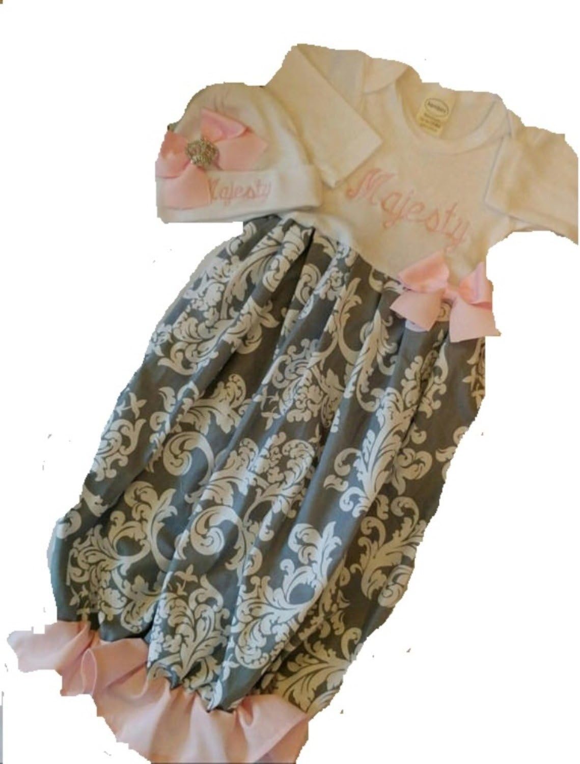 Theposhlayette Infant Newborn Personalized Baby Girl Coming Home Layette and Beanie Layette Set Pink Gray