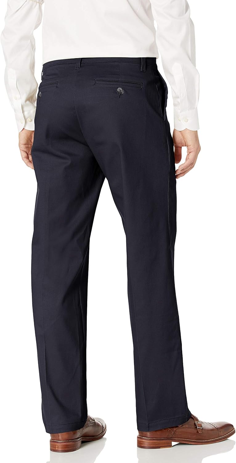 LEE Men's Total Freedom Stretch Relaxed Fit Flat Front Pant at  Men’s Clothing store