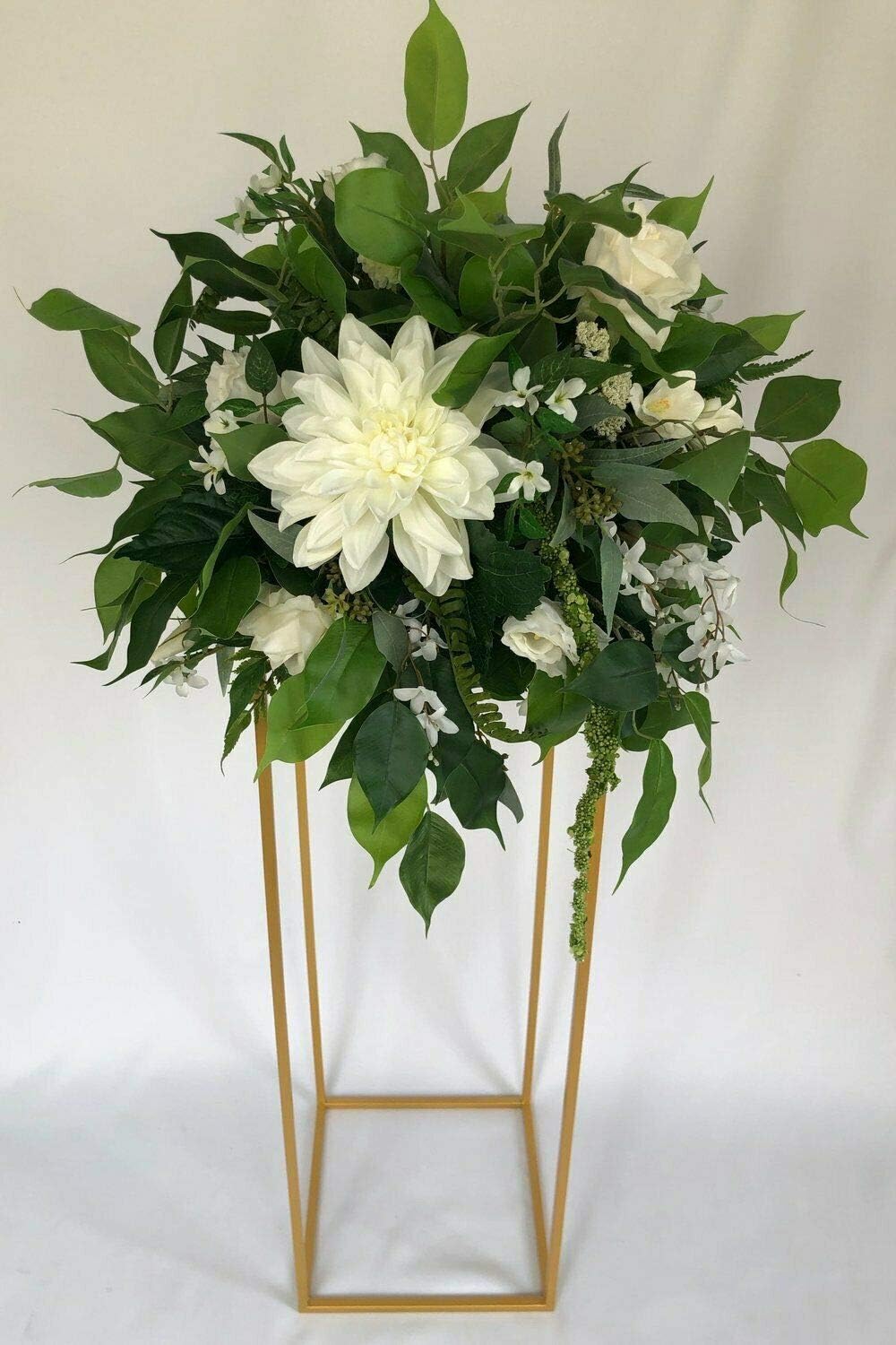 Flower Stand Gold Metal Pedestal Centerpiece Wedding Decorationtrumpet Or Rectangle Trumpet 70 Amazon Co Uk Kitchen Home