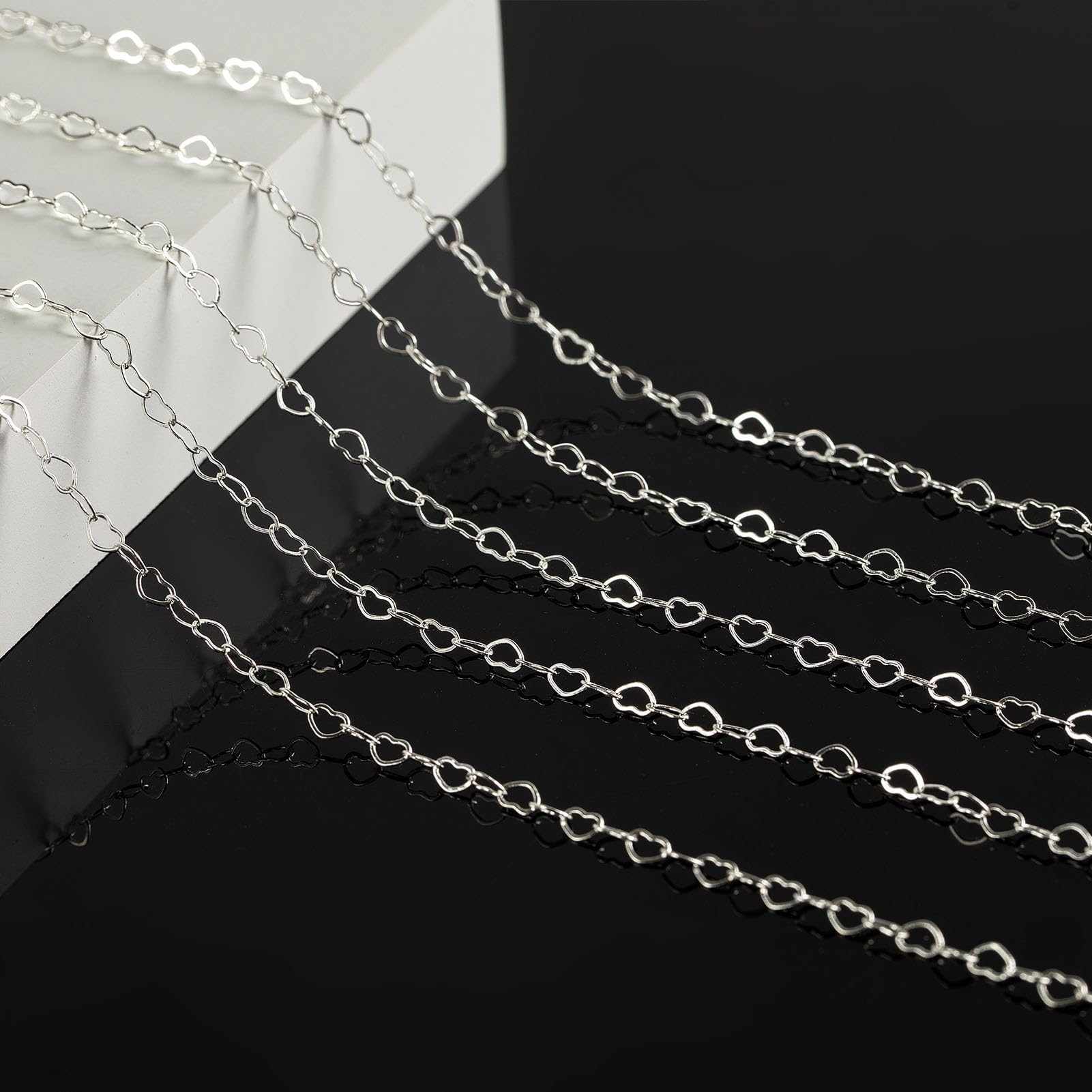 KYUNHOO 16.4 Feet/5M Silver Heart Necklace Chains for Jewelry Making Solid Copper Chain Bulk Heart Cable Link Chain Roll with Jump Rings and Lobster Clasps Jewelry Supplies Findings