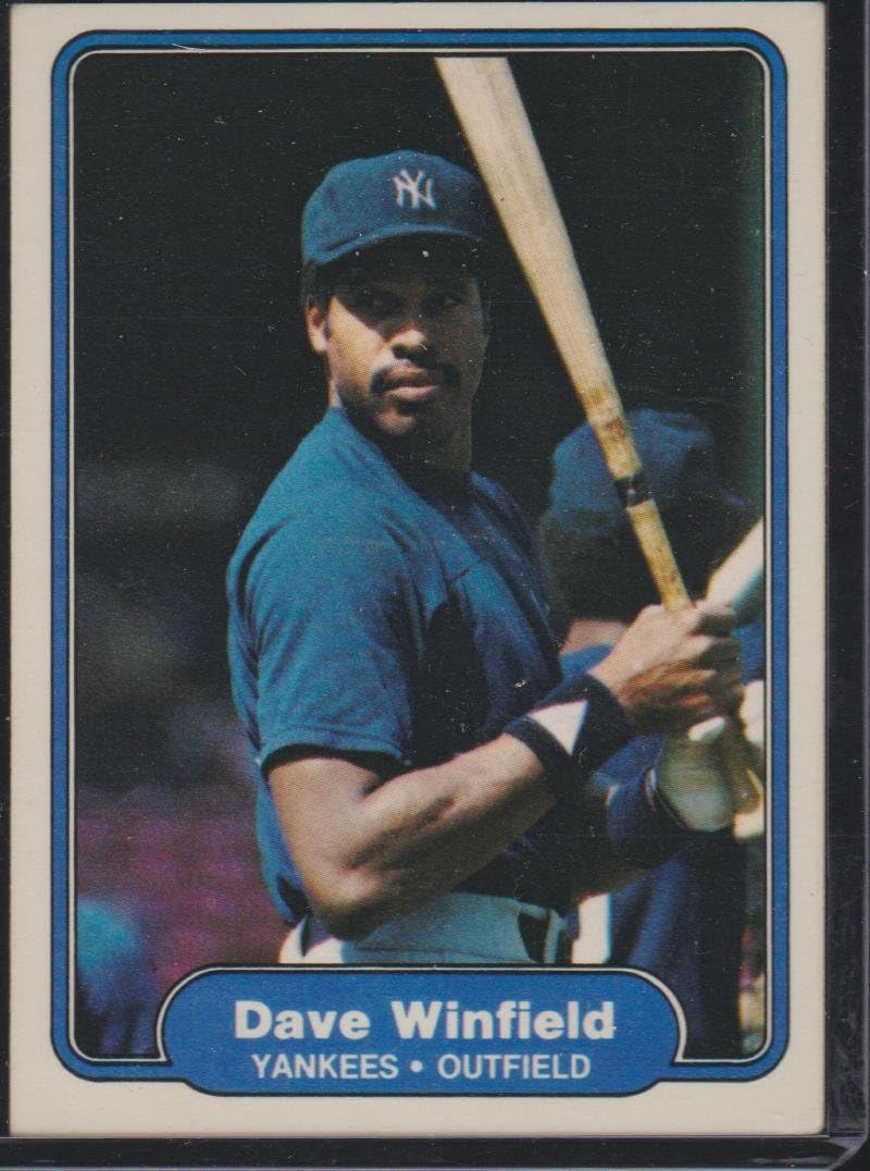 1982 Fleer Dave Winfield Yankees Baseball Card 56 At Amazon s Sports 