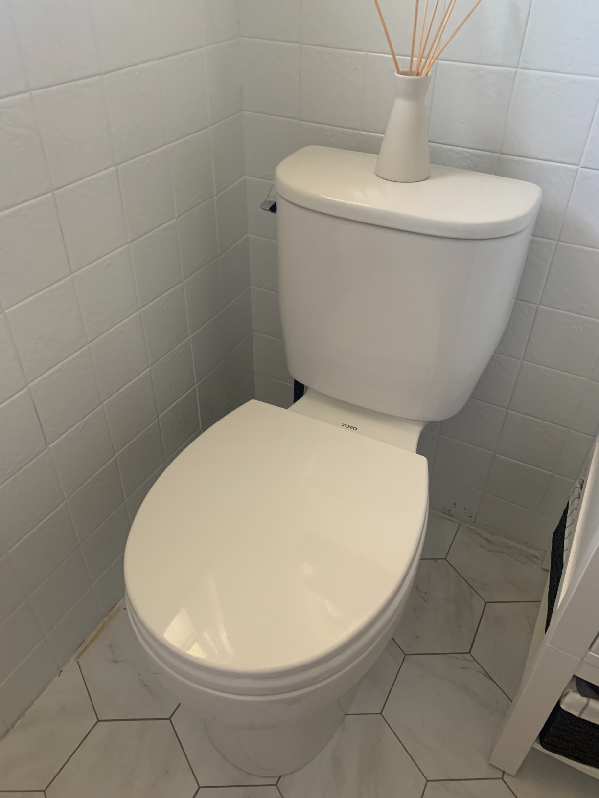 45/mo Finance TOTO CST243EF01 Entrada TwoPiece Round 1.28 GPF