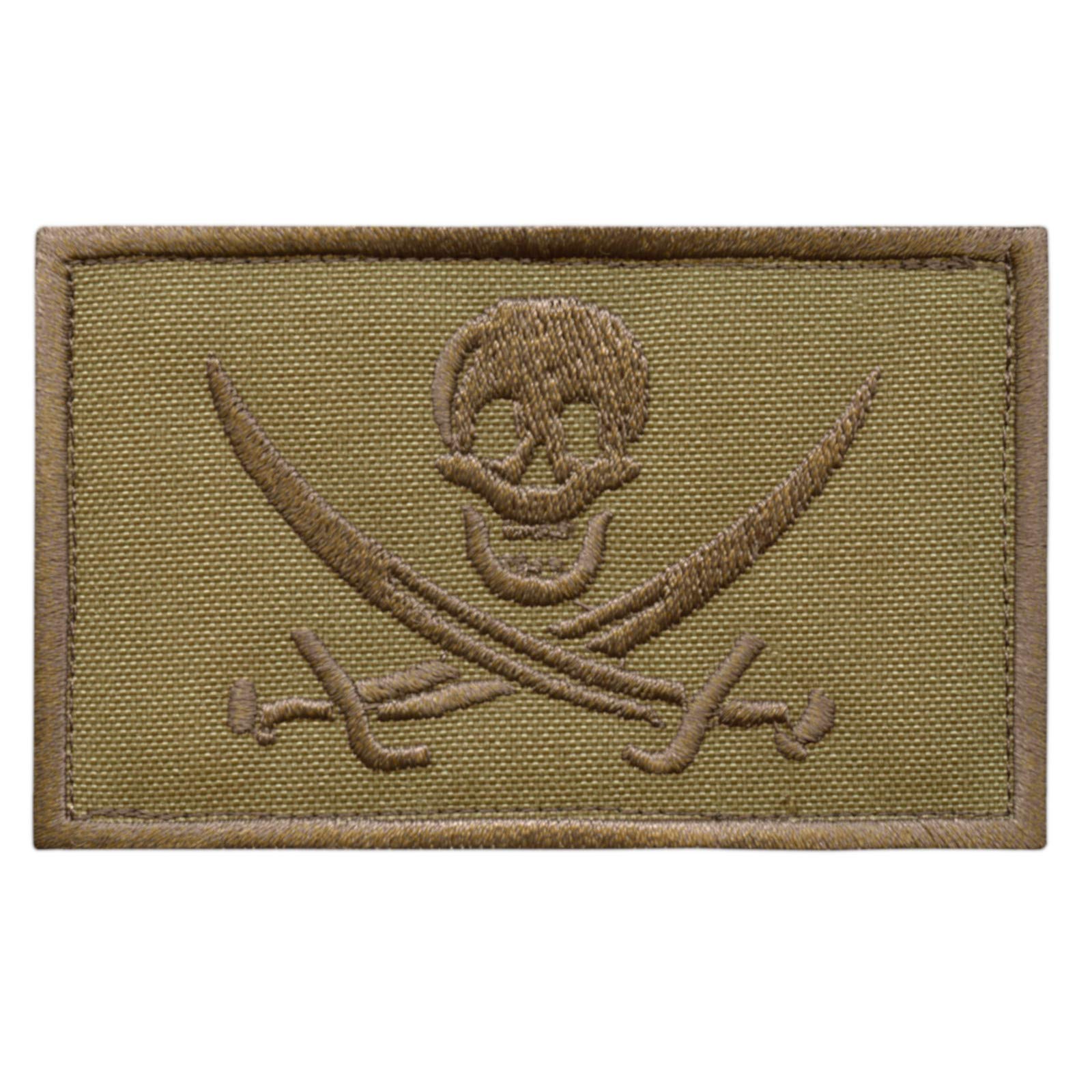 Tan Coyote Calico Jack Skull Pirate Jolly Roger Morale Tactical ISAF Embroidery Fastener Patch