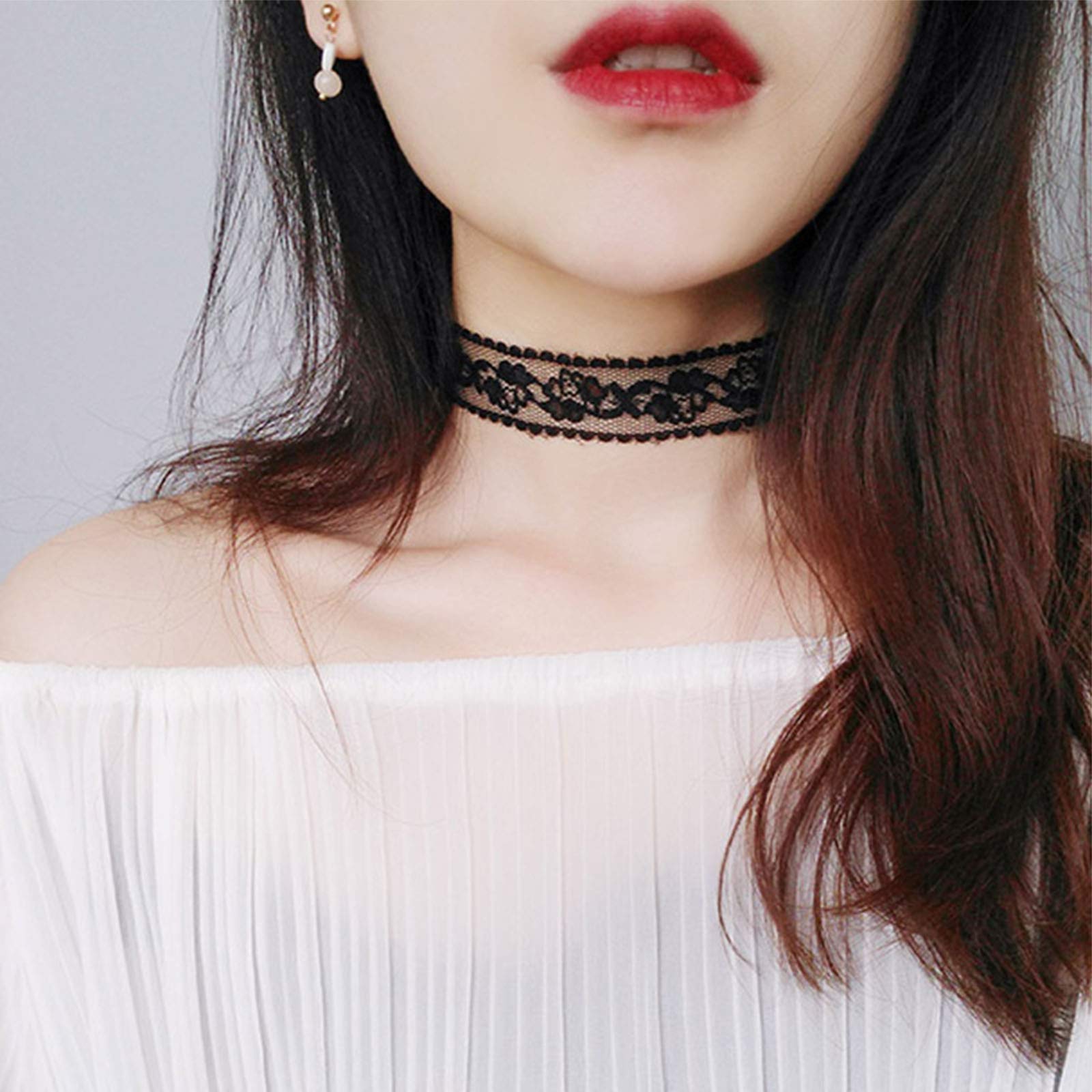 TseenYi Tattoo Choker Necklace Flower Lace Necklace Chain Hollow Lace Elastic Clavicle Chain Necklaces Gothic Jewelry for women and Girls (Black)