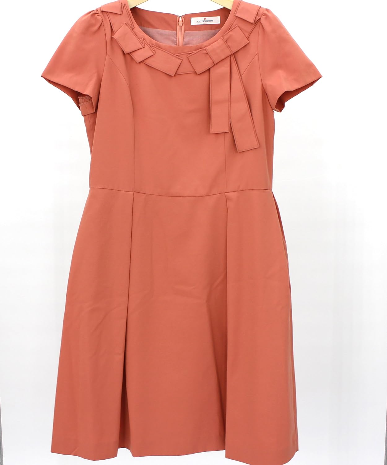 Amazon ギャラリービスコンティ Gallery Visconti リボンモチーフデザインのシンプルワンピース ワンピース チュニック 通販