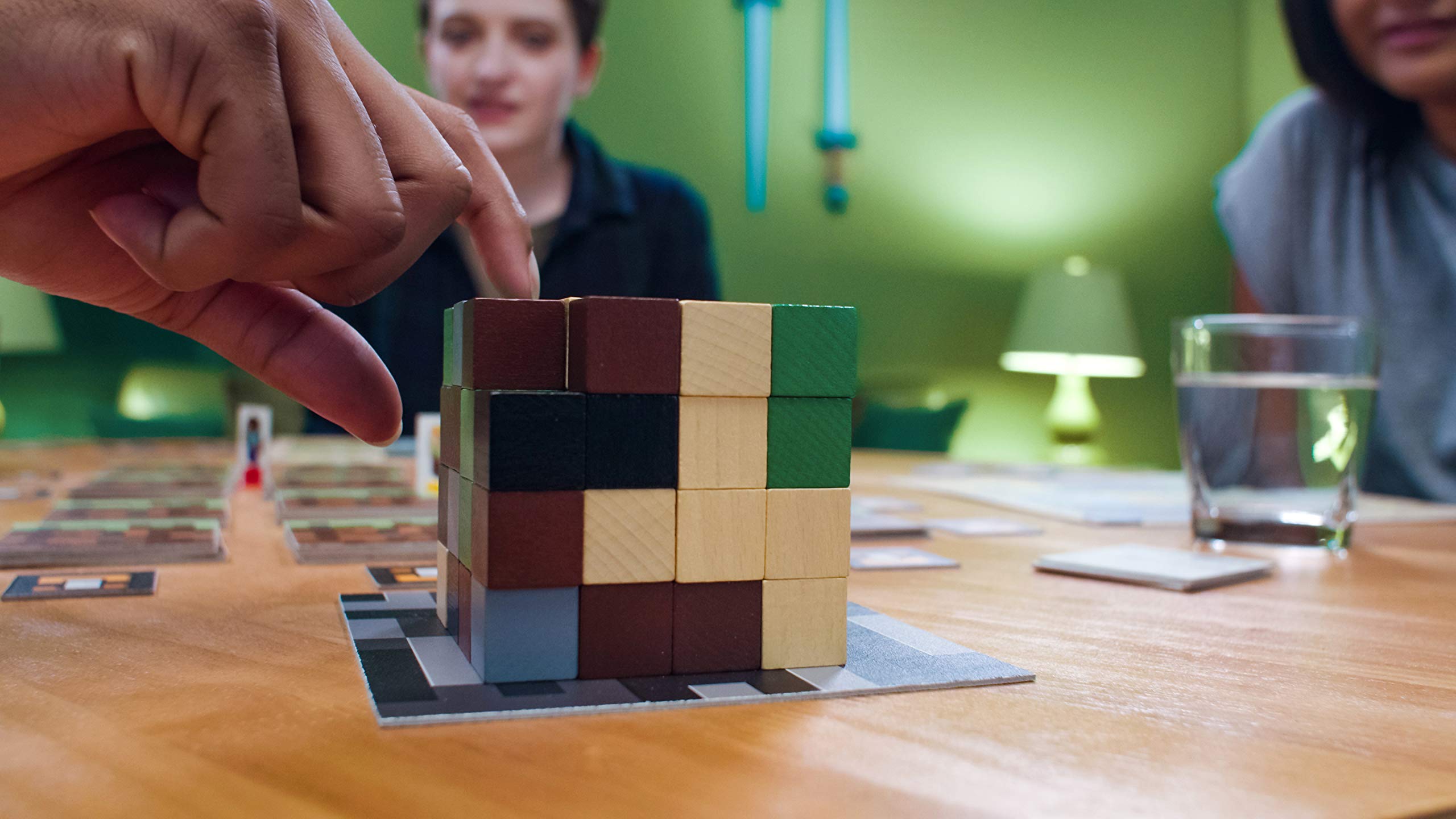 Mua Ravensburger Minecraft Builders & Biome 26892 4 (Board Game/Micra ...
