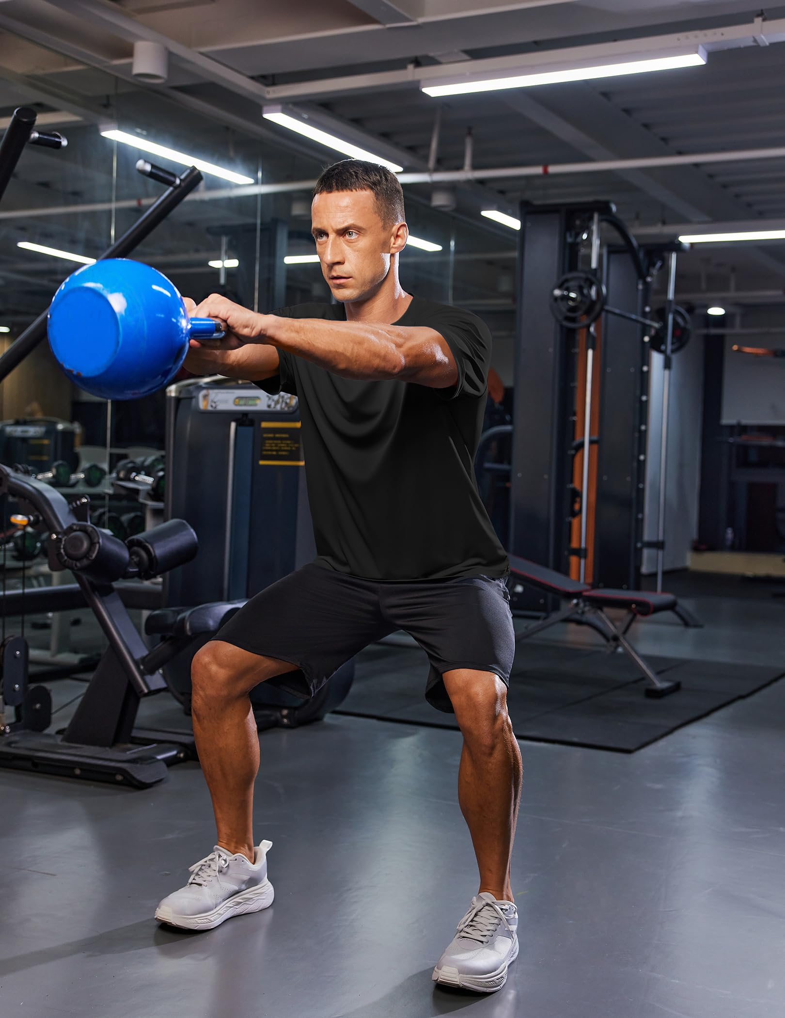 PINSPARK Black T Shirts for Men Lightweight Short Sleeve Crew Neck Gym Shirts Moisture Wicking Summer Classic Casual Tee Tops S