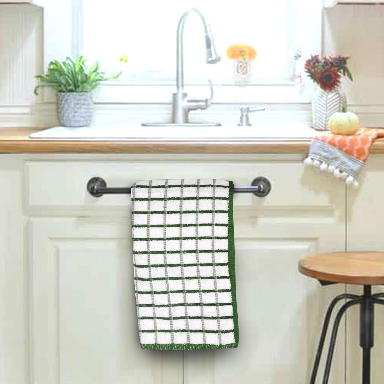 Urban Villa 6 Pack Terry Kitchen Towels, Premium Quality, 100% Cotton, Ultra Soft (Size: 20X30 Inch), Multi Color, Highly Absorbent Over Sized Kitchen Towels with Hanging Loop- (Set of 6): Kitchen & Dining