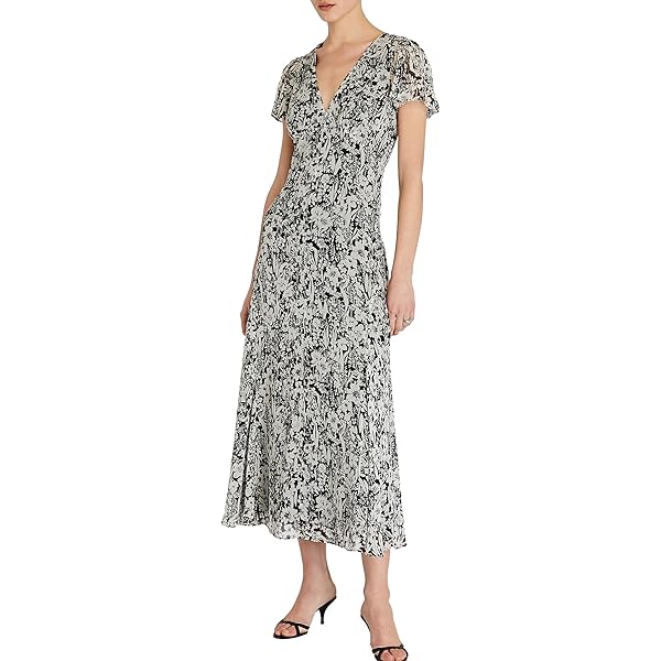 Amazon.com: CLUB MONACO Women's Twist Front Knit MAX Black XS : Clothing,  Shoes & Jewelry