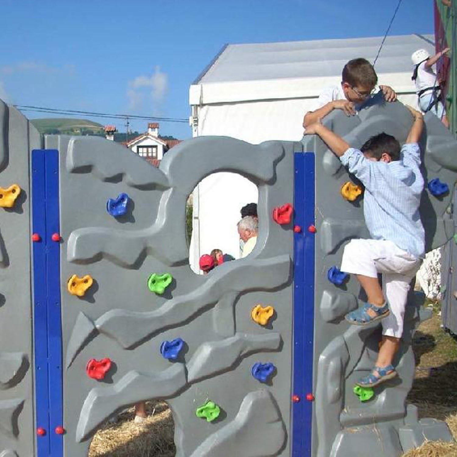 Amazon Odoland クライミングホールド ボルダリング 子供クライミングボルトセット ナット コンクリート壁用アンカー 登山ホールド 金具付き 取り付け簡単 自宅用 スポーツクライミング 子供向 個セット Odoland クライミングホールド