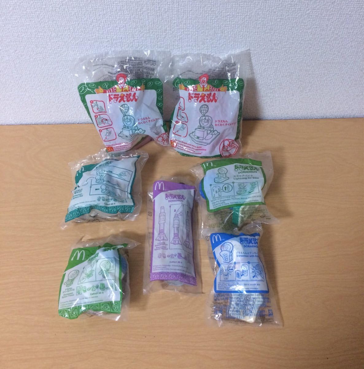 ドラえもん マクドナルド ハッピーセット フィギュア 7点セット 05年 09年 12年 フィギュア ドール 通販 Amazon