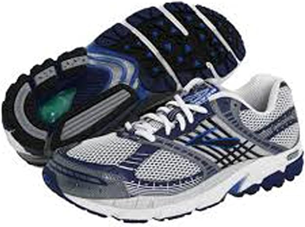 brooks beast trainers