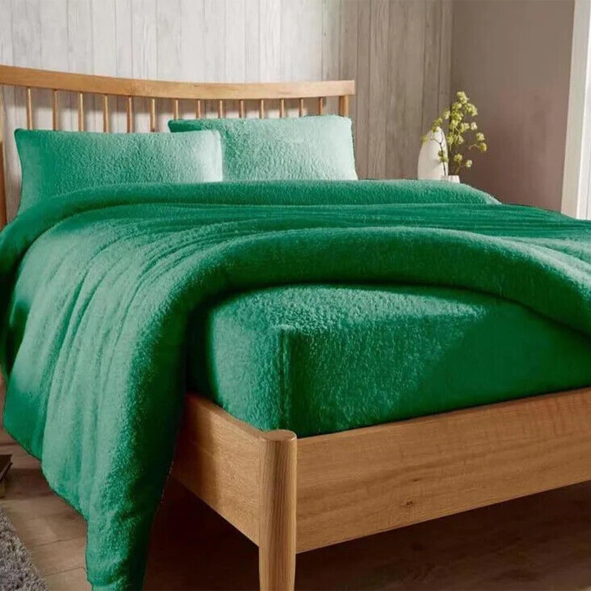 Extra Deep Fitted 30cm Teddy Fleece Fitted Bed Sheet Plain Thermal Warm and Cosy Soft Luxury Bedding (Emerald Green, 4FT)