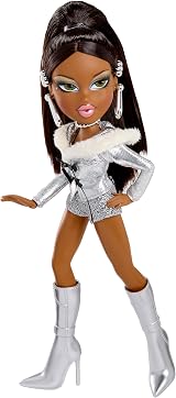 Bratz Charmz Sasha Fashion Doll with Charm Bracelet and Outfit view 3