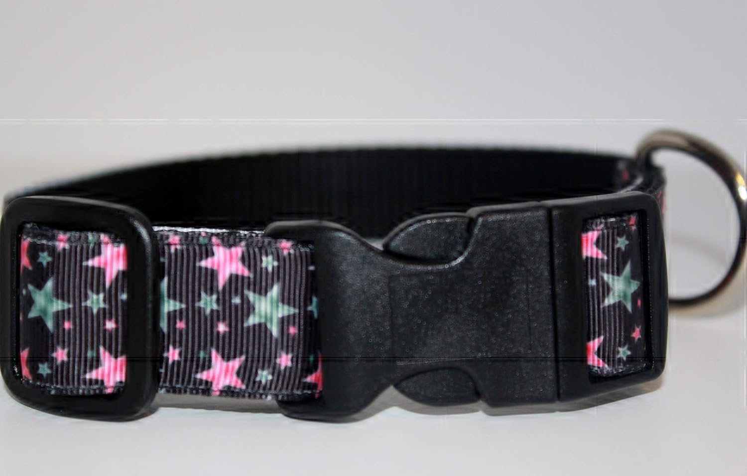 grey and pink dog collar
