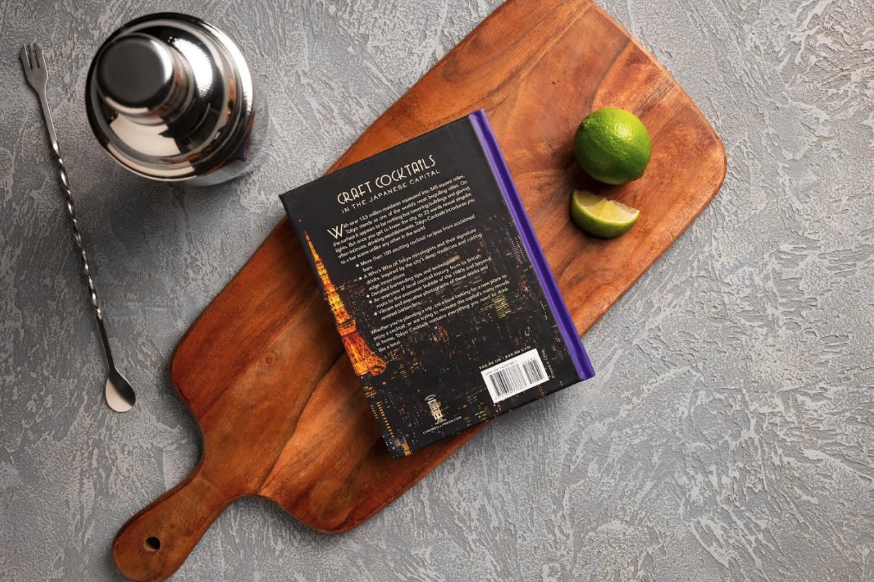 Tokyo Cocktails: An Elegant Collection of Over 100 Recipes Inspired by the Eastern Capital (City Cocktails)