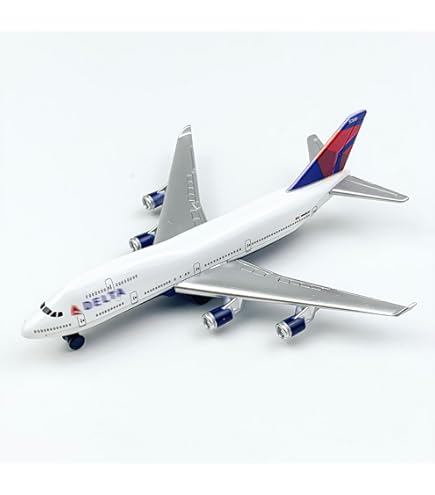 Amazon.com: Schuco 403551671 Delta Airlines B747-400 1: 600 Scale