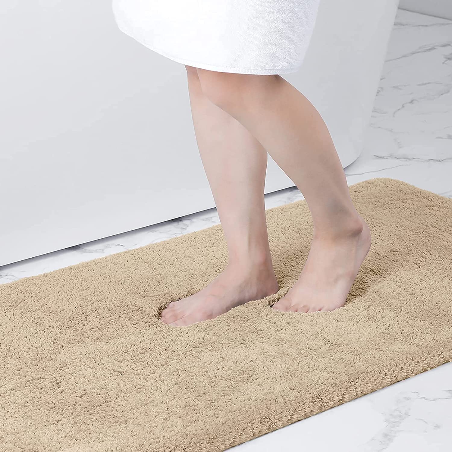 smiry Microfiber Bath Mat 60 x 90 cm, Non-Slip Super Absorbent Bathroom Mat, Extra Soft Machine Wash and Dry, Non-Shedding Bath Mats For Bathroom, Beige