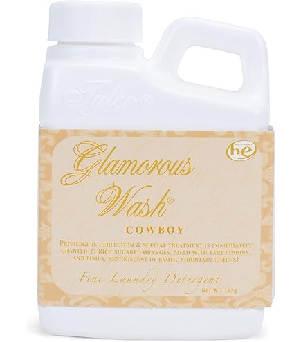 Amazon.com: Tyler Candle Co wboy 16 oz. Glamorous Wash, light