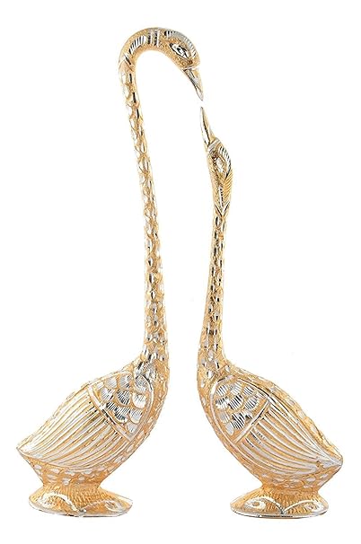 Jaipurcrafts Webelkart Pair Of Kissing Duck Showpiece - 11 Inch (Aluminium, Golden)