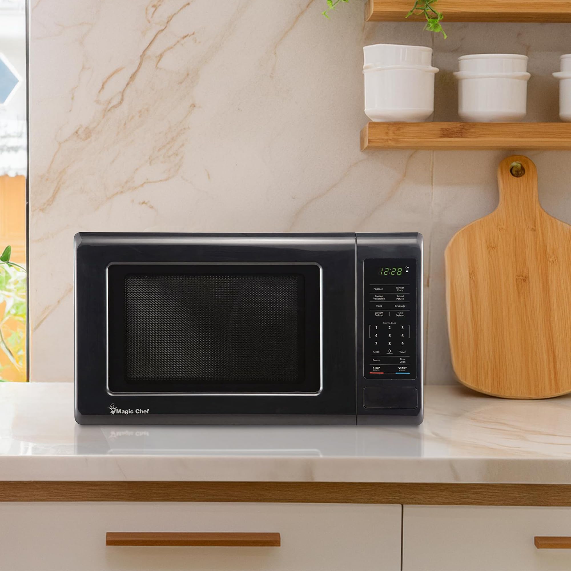 Magic Chef MC77MB Countertop Microwave Oven, Small Microwave for Compact Spaces, 700 Watts, 0.7 Cubic Feet, Black