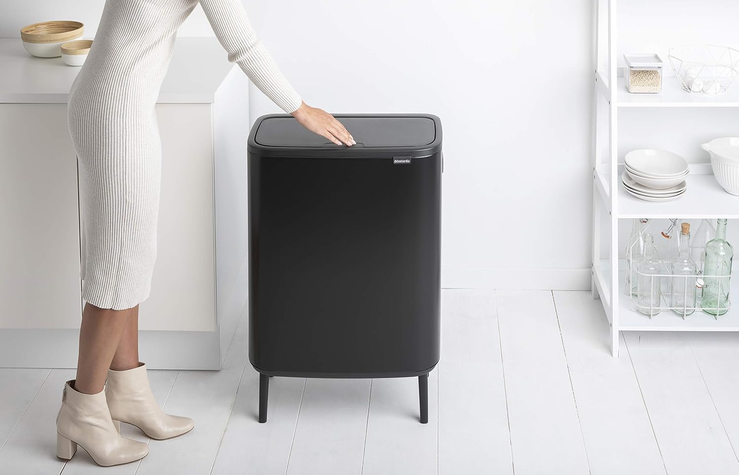 Brabantia Bo Touch Bin Hi - 60L Inner Bucket (Matt Black) Large Waste Kitchen Bin - Soft-touch, 1 inner bucket: 60 L - Image 3