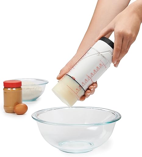 Amazon Com Oxo Good Grips 2 Cup Adjustable Measuring Cup Kitchen Dining