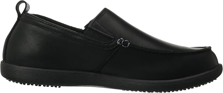 leggings and booties outfit