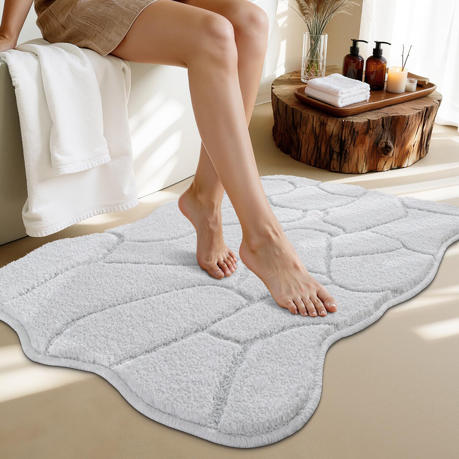 White Bathroom Rugs, 24X36 Inches Bath Mats Non Slip, Extra Soft Absorbent Microfiber Shower Bath Rugs Mats Carpet for Bathroom Floor Decor, Machine Washable (Snow White) Image