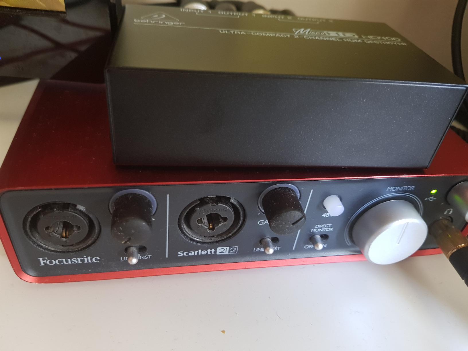 Behringer MICROHD Hum Destroyer HD400 DI Box Ground Loop Isolator Home