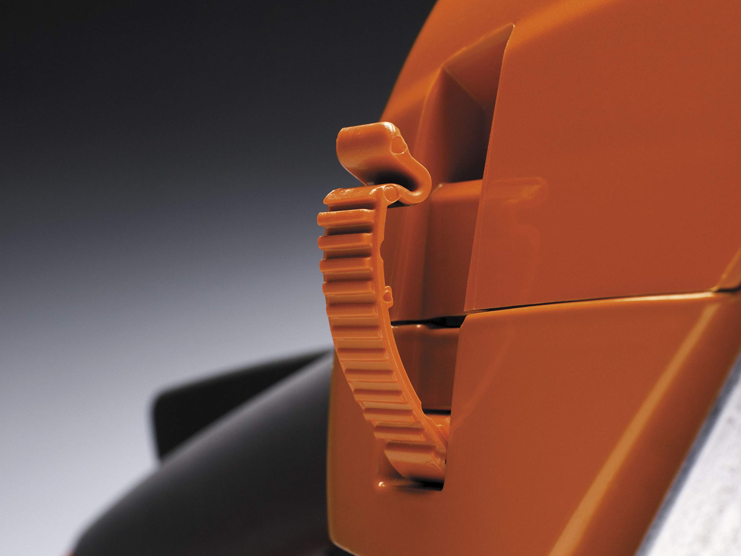 Husqvarna 440 Chain Saw - 40.9cc, 18 Inch Bar, 0.325 Inch Model 967166003 (Renewed) - Image 5