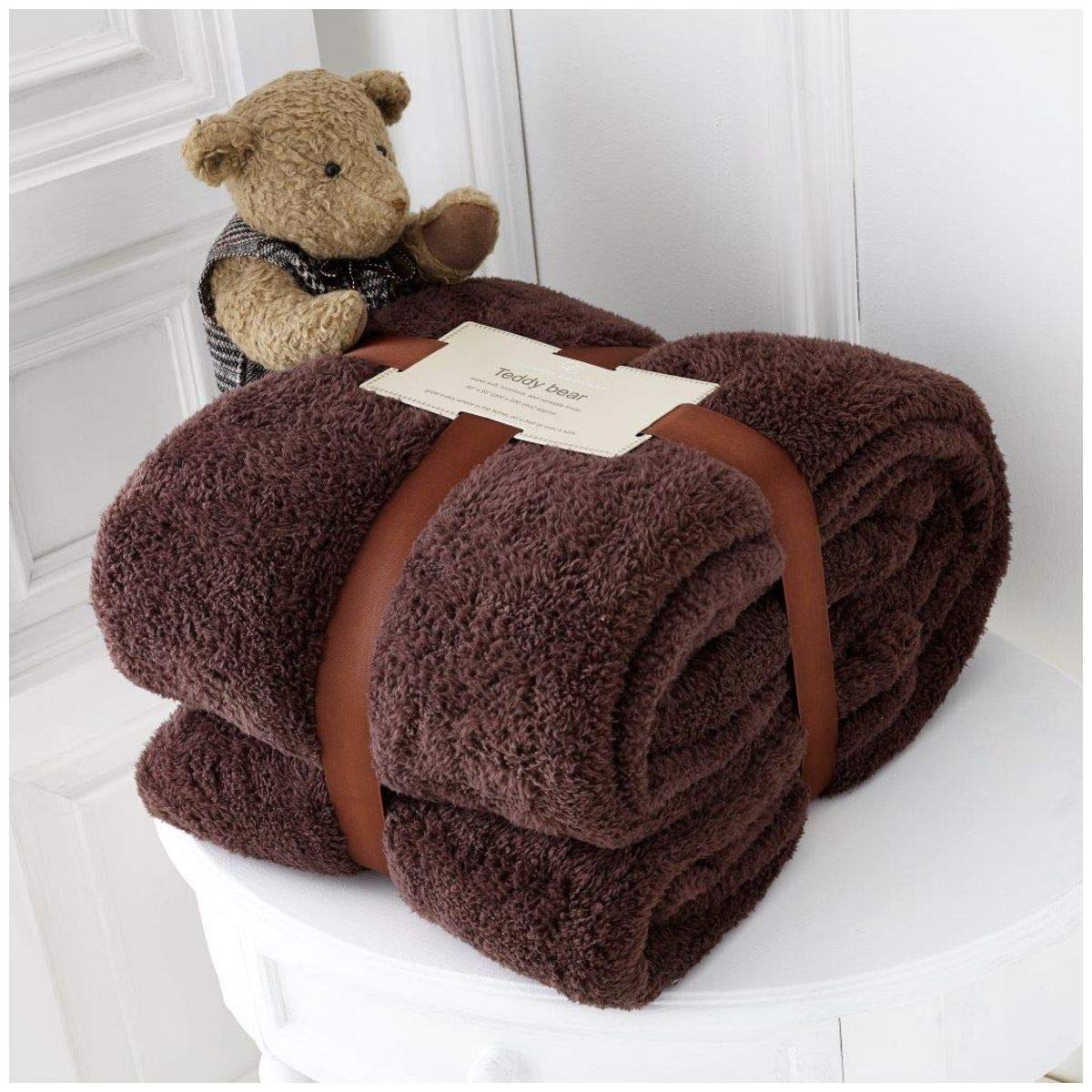 GC GAVENO CAVAILIA Premium Soft & Cosy Teddy Throw, 100% Polyester Light Weight Fluffy Sofa Settee Blanket, Ultra Plush Cuddly Snuggle Comfort, Choco, King Size (200 x 240 cm), 200X240