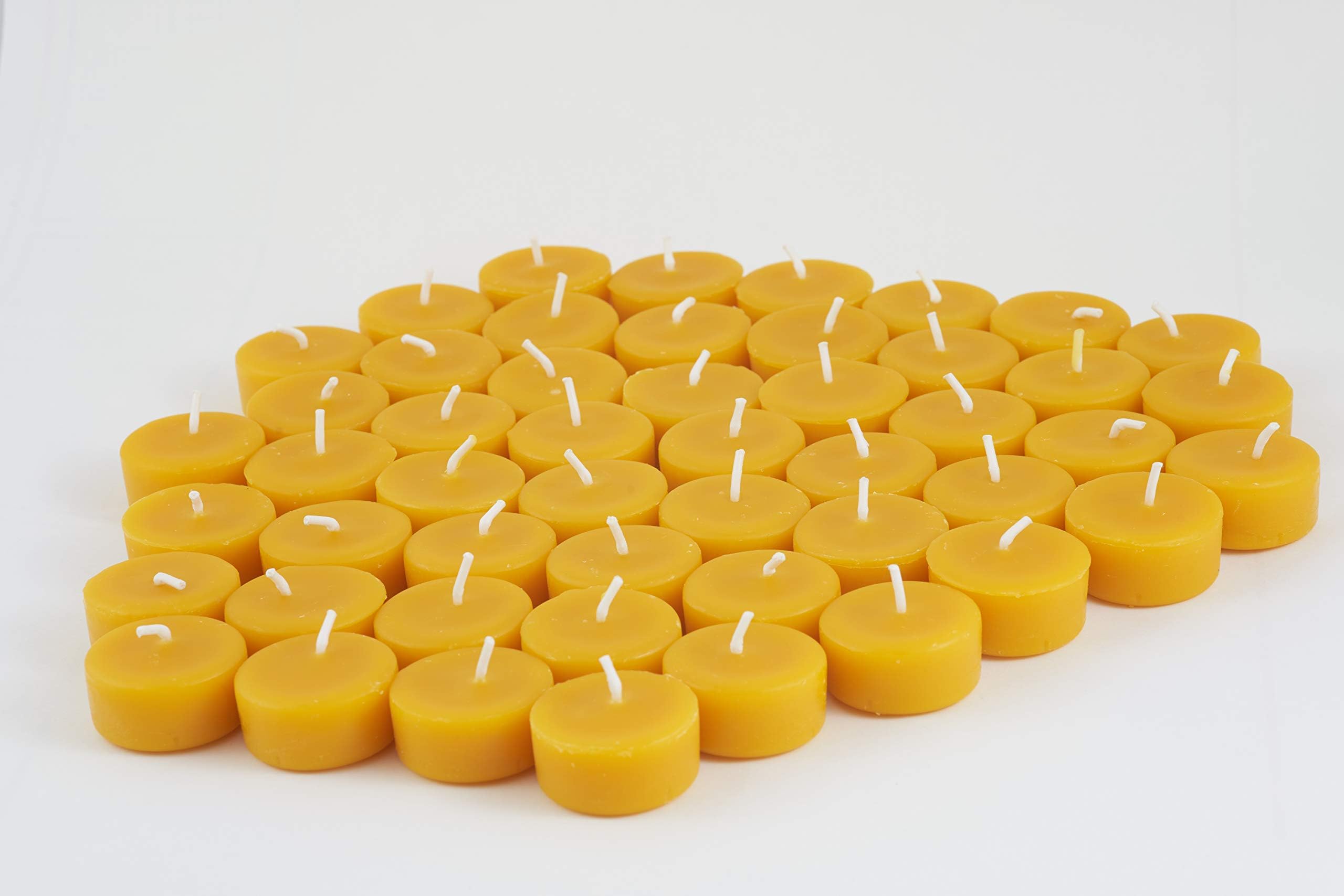 Beekeepers Freese tea lights from 100% beeswax, pack of 50.