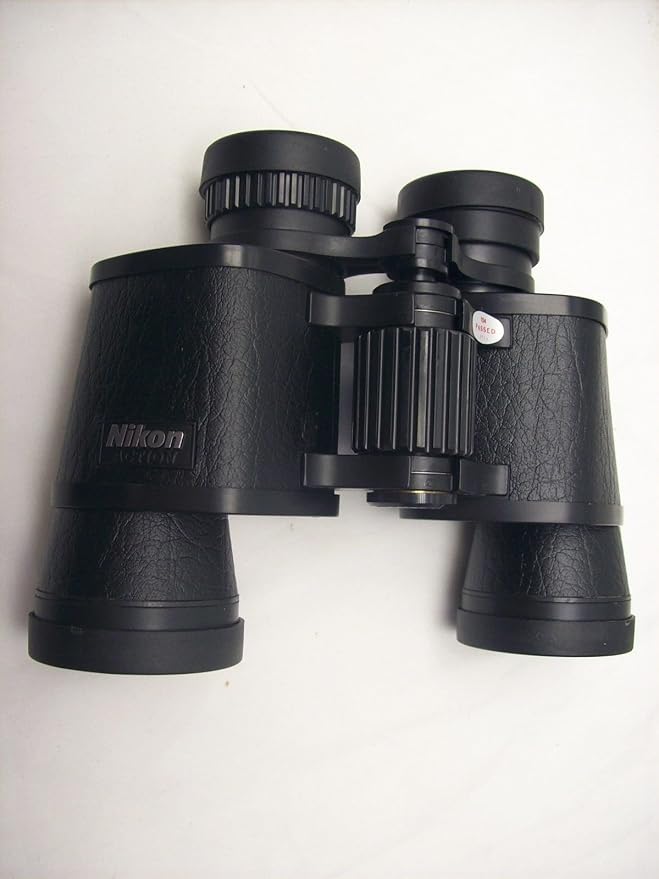 Nikon Action 7x35CF Naturalist II with Case Binoculars