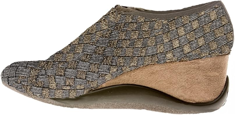 woven elastic sandals