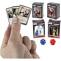 Tiny Magic: The Gathering duel decks for miniature collectors